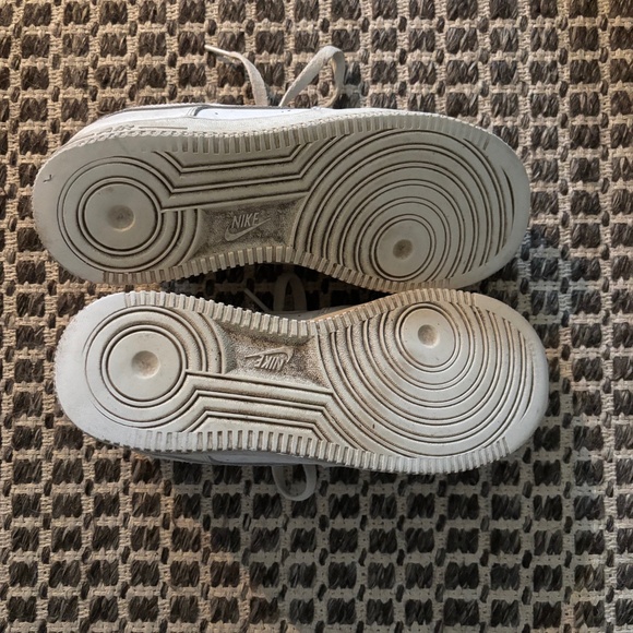 Nike Air Force - Picture 4 of 5